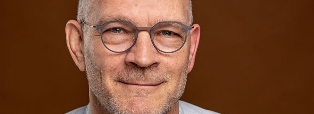 Stefan Bauer mit einem Vortrag im Forum Landquart (Graubünden)